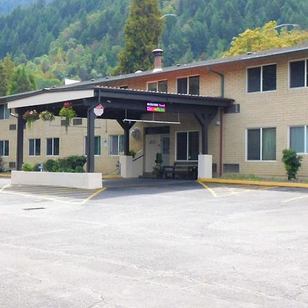 Travelodge By Wyndham Canyonville Exterior photo