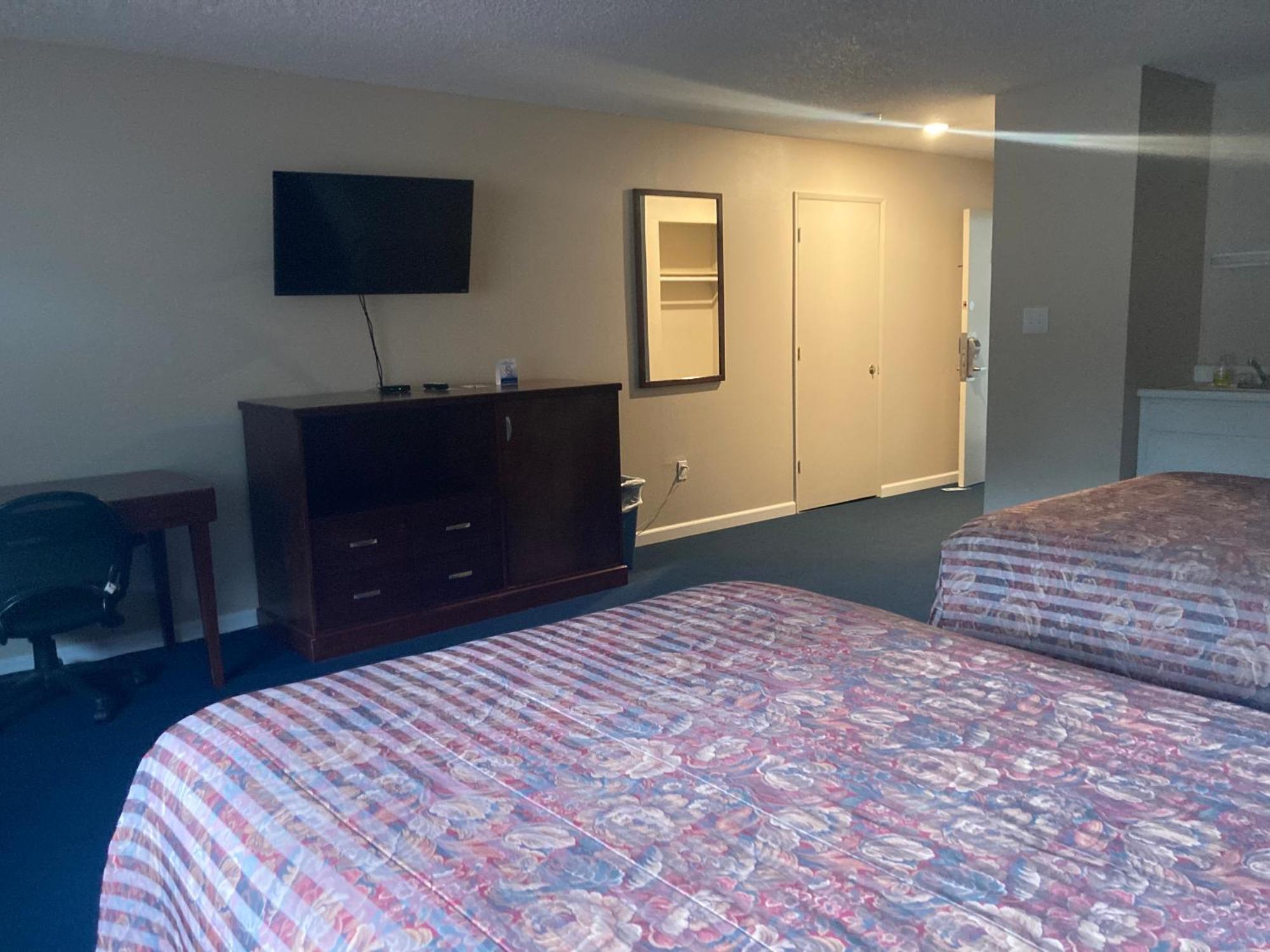 Travelodge By Wyndham Canyonville Exterior photo
